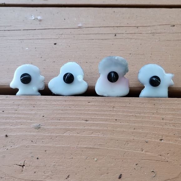 Handmade Resin Rubber Back 4 Piece Pin Set MCYT Quackity Emotes - Picture 3 of 3